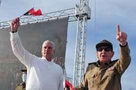 MariaDiazPerer1's tweet image. Ya estamos en 26! 🇨🇺,desde la plaza avileña Máximo Gómez, con la presencia del General de Ejército, #RaúlEsRaúl.
#LaLuchaNoHaCesado
#ValorYRazón