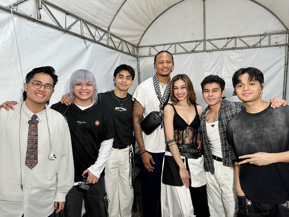 Had so much fun sa Kabankalan with Zeinab Harake at Ray Parks! 💥 

#TheJuansLive #TheJuans