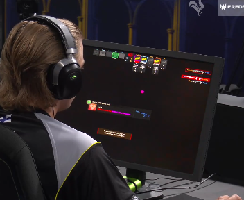 I JUST FOUND SOMETHING SUS IN A WATCHPARTY WE DID. WHAT IS THIS ON ALEKSIB's MONITOR WHEN HE DIED????

HES CHEATING ON LAN??? WTF IS GOING ON WITH CS2????