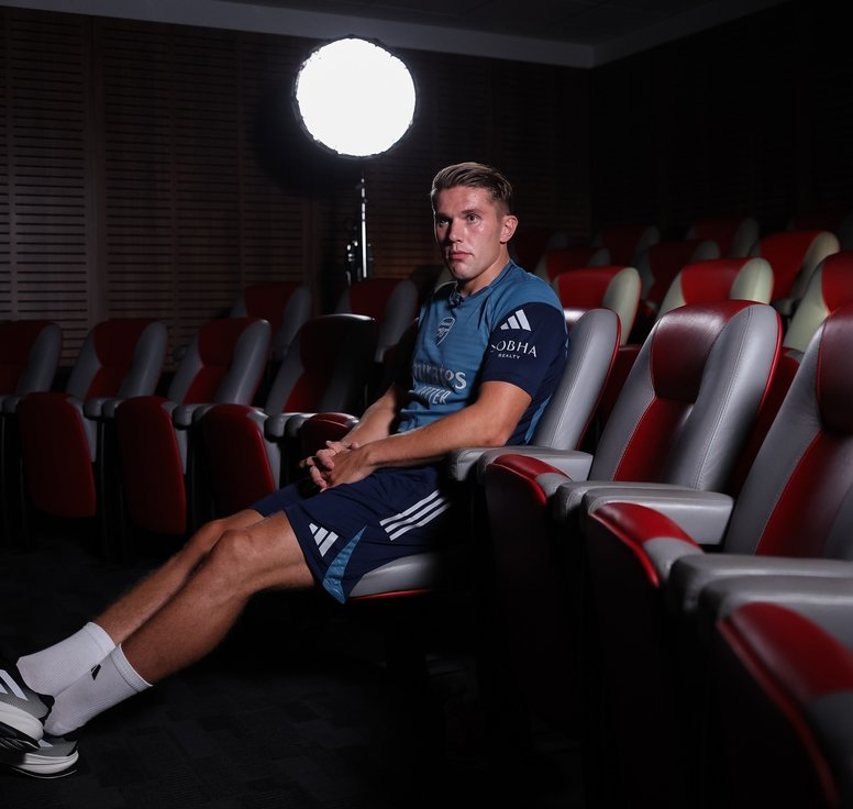 Yangmc5's tweet image. He appears to be a humble guy but wait on 17th next month. Hehehe