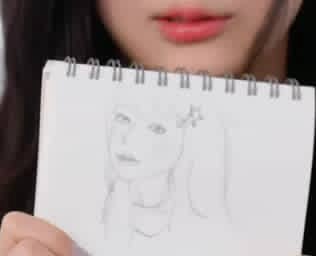 yunahthinker's tweet image. wonhee and her paintings she’s so talented ౨ৎ˚₊
