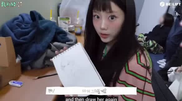 yunahthinker's tweet image. wonhee and her paintings she’s so talented ౨ৎ˚₊