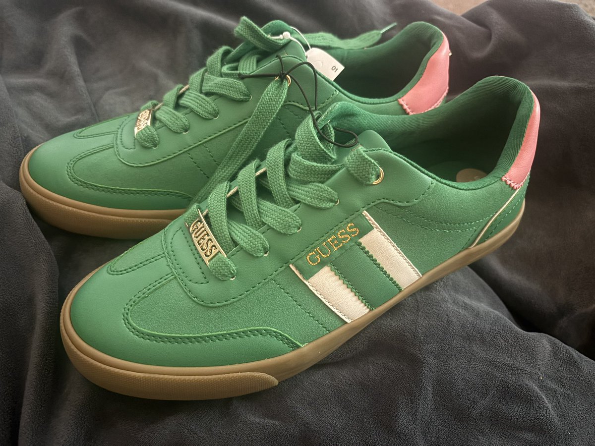 merrillteaches's tweet image. Did I need these? No, no I didn’t. But I bought them away because, well, you can see them! 😍
