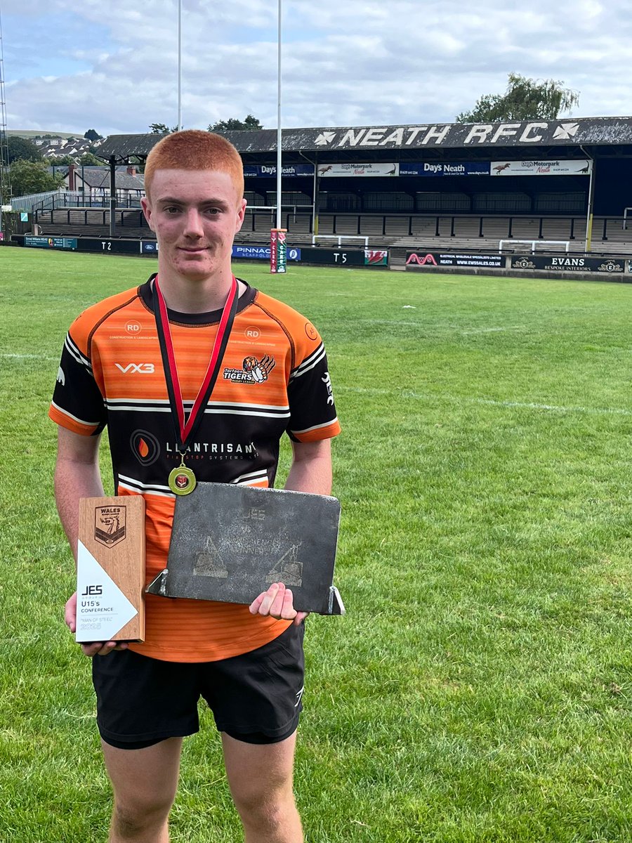 Huge congratulations to Shawn, Roman and Fin on winning Rugby League Grand Final at the Gnoll today.

Well done Fin on picking up Man of Steel award on the day too💪👏

Onto Union season now lads, keep up the fantastic work 👏 🏉💙