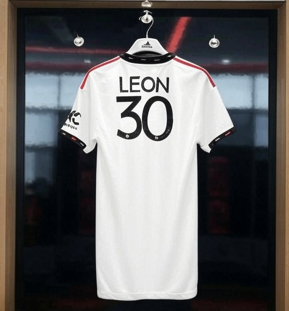Diego_Leon_hq's tweet photo. Come on, Reds !!! ⚪️🔴 https://t.co/MpRNggLPN5