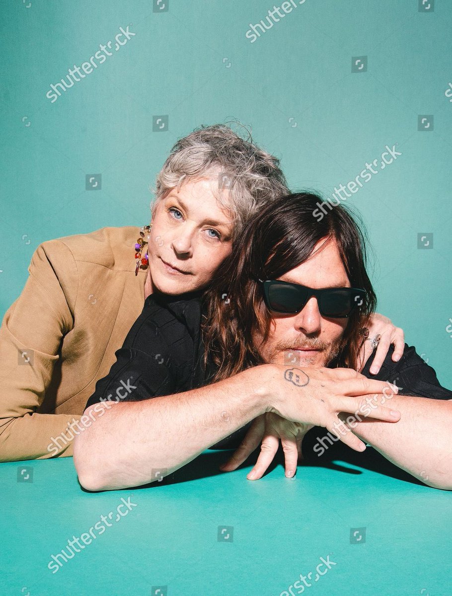 castielfolklore's tweet image. melissa mcbride and norman reedus, I’ll be sending you my therapy bill ❤️ #TWD #TWDCaryl
