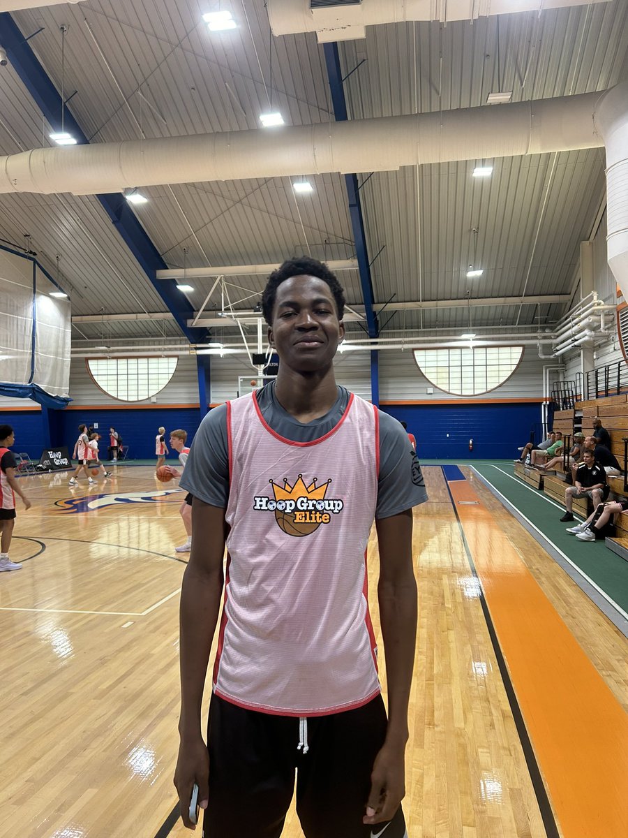 Drewherer14's tweet image. 2027 Gaetan Wafo 7’1” | Expressions Elite / CATS Academy)
Wafo has been dominant at the @TheHoopGroup NE All Academic Camp showing off his size with multiple dunks and lob finishes. Wafo alters and blocks shots at a high level. High upside big with a growing skill set.