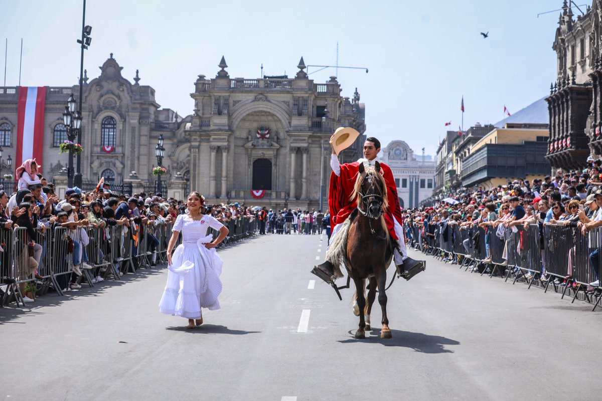MuniLima's tweet image. Presentaci贸n de los caballos de pasos por Fiestas Patrias
La Asociaci贸n Cultural del Caballo Peruano de Paso ofreci贸 un incre铆ble homenaje a esta raza emblem谩tica, s铆mbolo de identidad nacional y patrimonio cultural聽del聽Per煤.