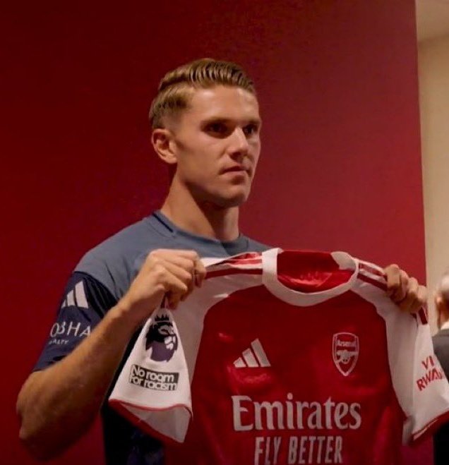 Teamgyokeres's tweet image. 🚨BREAKING!!
Viktor Gyokeres is now officially following Arsenal on Instagram. ✅