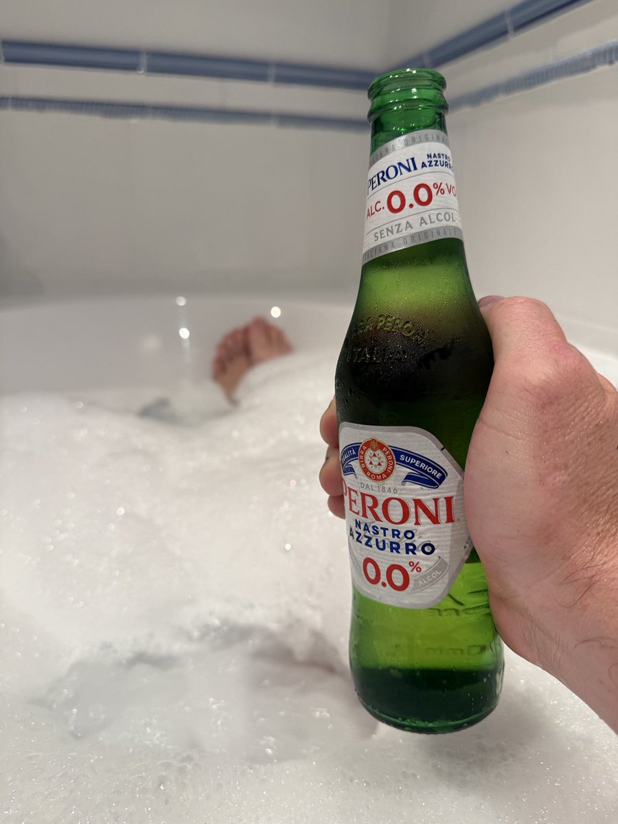 ZKDID_'s tweet image. Cheers from the Jacuzzi, it’s turning into a bubble heaven 🫧