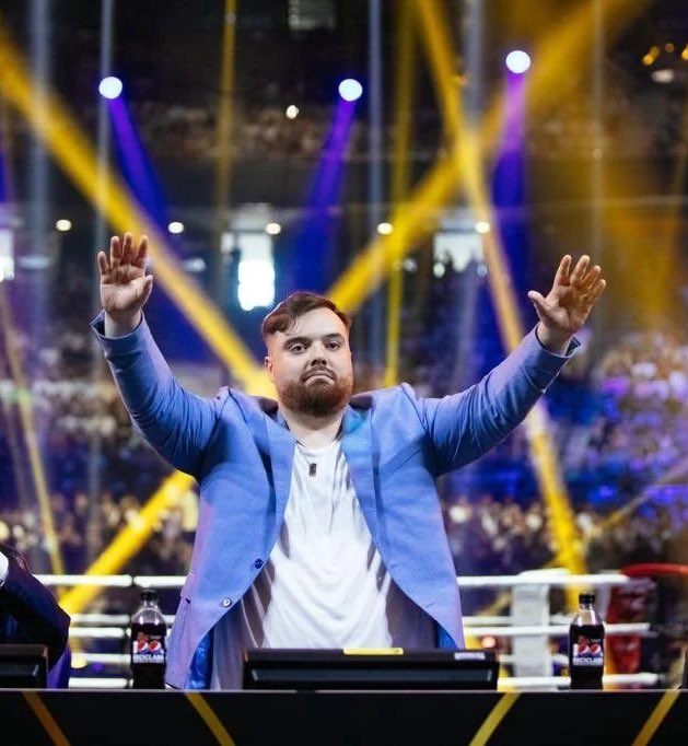 Kulturlesite_'s tweet image. 📊 IBAI devient le plus grand STREAMER du MONDE !!
Son évènement vient d’atteindre les 5,1 MILLIONS de viewers sur TWITCH.
Ça représente deux fois la ville de Paris 😳