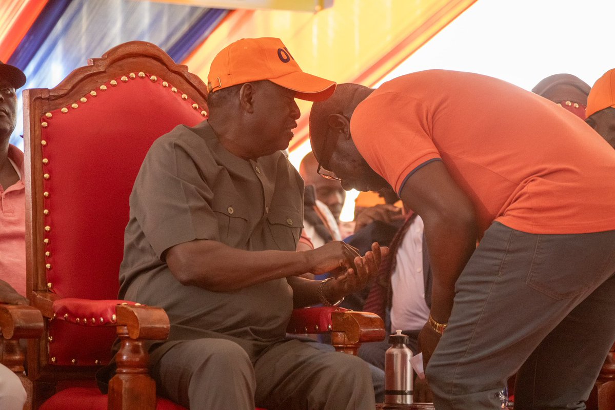 EtalePhilip's tweet image. The man I RESPECT with all my heart. Yes.