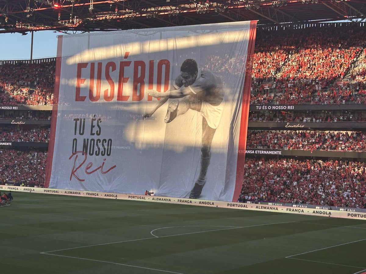 rjbpinto's tweet image. Tu és o nosso Rei EUSÉBIO 🔴⚪️ 👑
Estamos de volta…viva o Benfica!