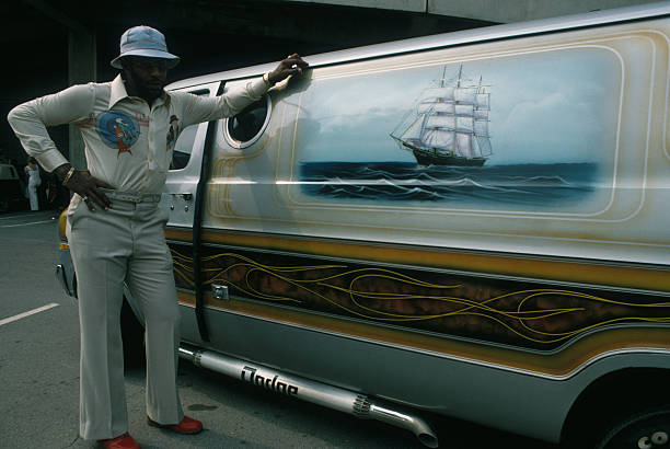 PolyesterUnis's tweet image. Willie Stargell (and custom van), 1976 @Pirates