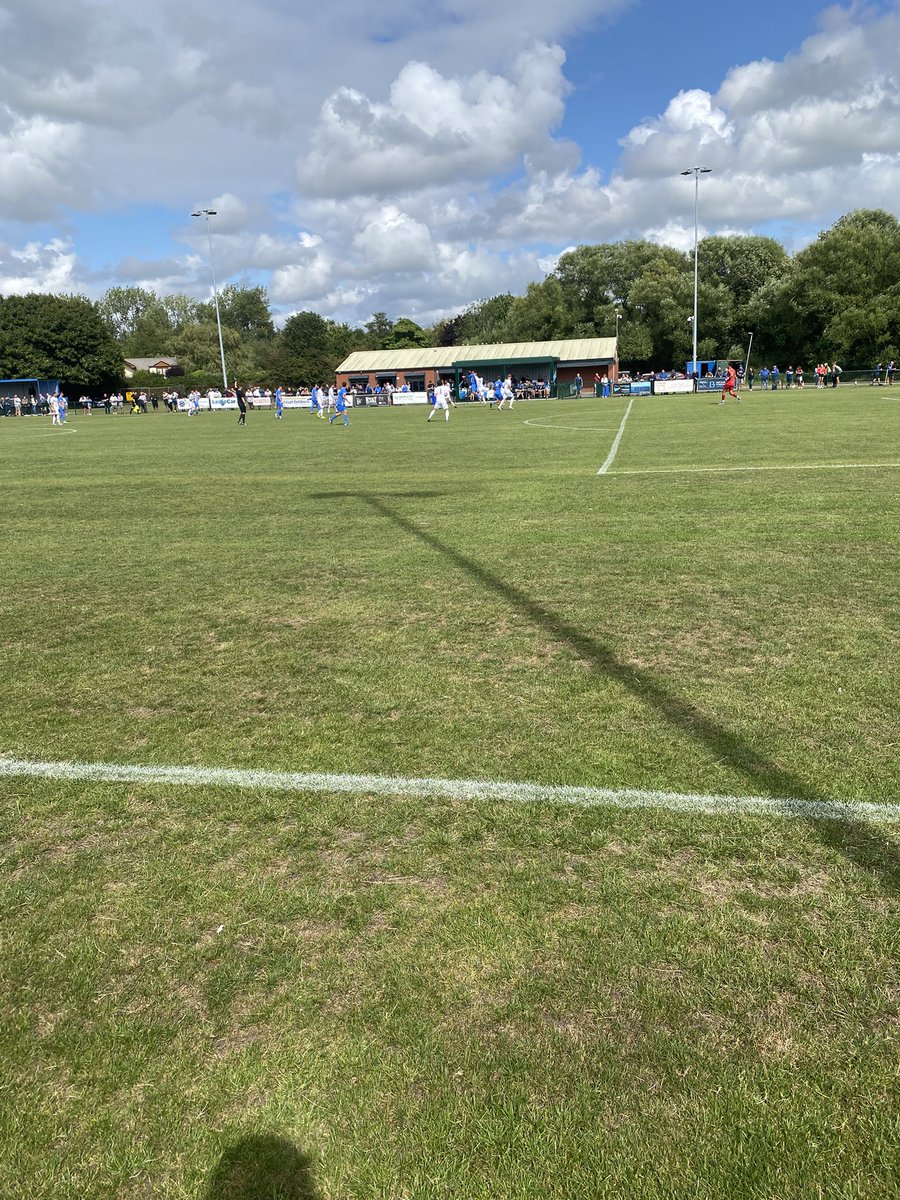 ElHalla's tweet image. Competitive non league was back today. Down watching the 2-2 draw between @maghullfc and @squiresgatefc . Great game between both sides. Write up here groundhopperantony.blogspot.com/2025/07/26725-… Really like coming to this ground. @NonLeagueCrowd @NonLeagueHQ1 @Love_non_league
