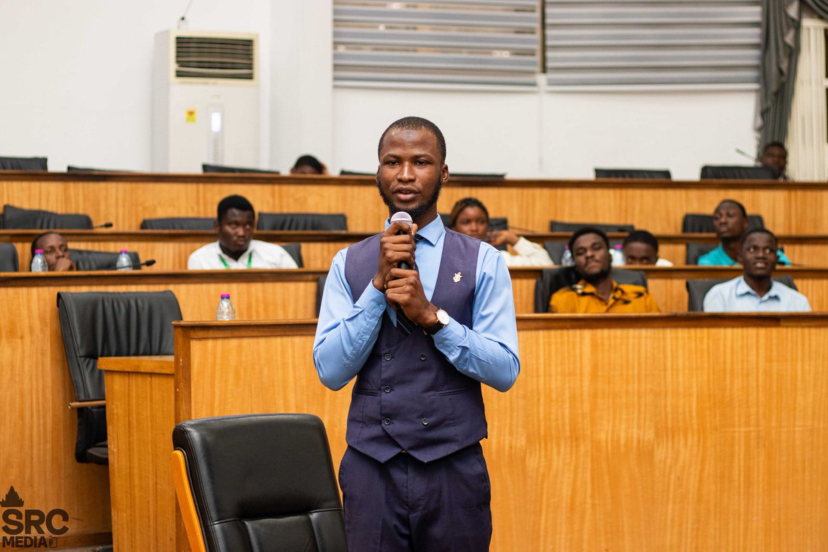 Knust360vibes's tweet image. Master Abdul Jalil Nasir took on the vetting panel with confidence, unveiling a clear and progressive financial plan rooted in transparency, growth, and accountability.  
#SRCVetting
#Knust360vibes
#KNUSTSRC
#knustdecides25