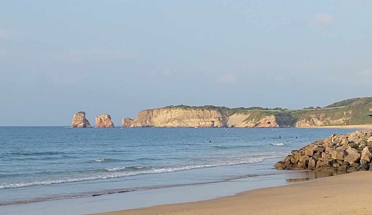 NeyPhilippe's tweet image. Alors que les Girondins finissent leur stage à Capbreton, vacances pour moi au Pays Basque.
Je vous au tiens au courant de l'actualité des Girondins comme je peux.
Mais, si vous en avez, je suis toujours preneur (en mp) 😉. Et si vous allez aux entraînements, tenez moi au…