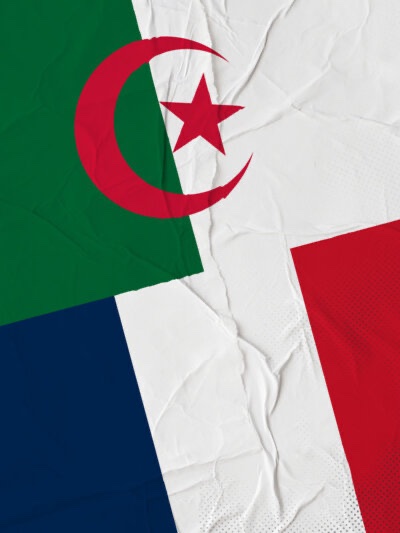 🇫🇷🇩🇿 FLASH | Bruno Retailleau envisage d’imposer à l’ensemble du corps diplomatique algérien de signaler et/ou justifier tout déplacement hors de Paris ou loin de leur travail. Les mêmes contraintes sont appliquées par l’Algérie aux Français à Alger. (Europe 1)