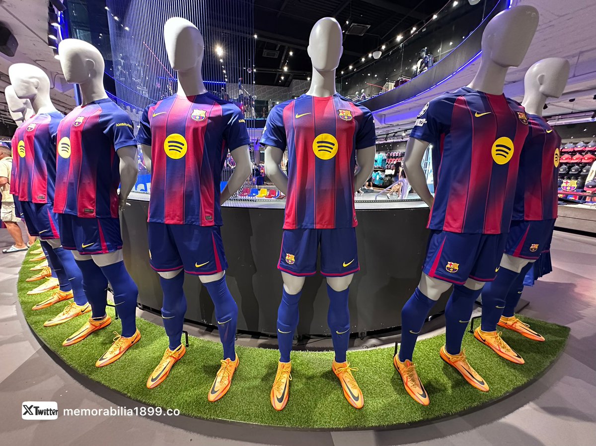 memorabilia1899's tweet image. โข Tomorrow, Barcelona will debut their 2025/26 Nike home kits in a pre-season friendly against Vissel Kobe in Japan, launching their Asian tour.