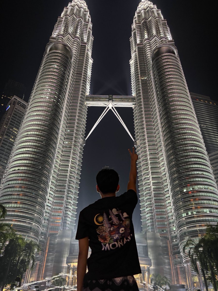 Gmonad! 
2 MONTHS LEFT BEFORE MAINNET! 

See you at the top 
<a href="/Monad_APAC/">Monad APAC</a> <a href="/monad/">Monad ⨀</a>