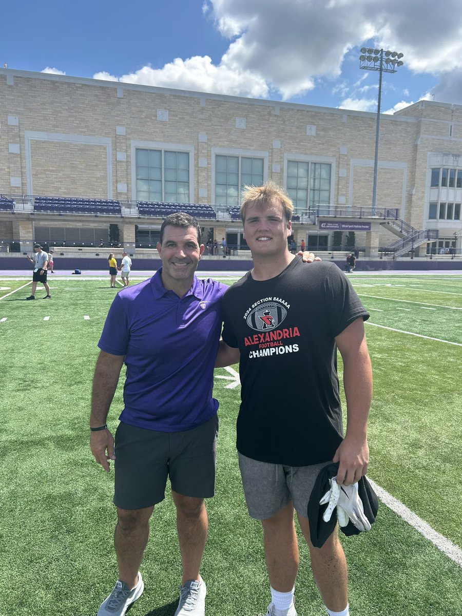Blake Scholl (@blake_scholl10) on Twitter photo Thank you UST football for having me out!! I had a great time!! <a href="/CoachHanson79/">Ben Hanson</a> <a href="/Coach_Caruso/">Coach Glenn Caruso</a> <a href="/JosephBlume92/">Joseph Blume</a> Thank you UST football for having me out!! I had a great time!! <a href="/CoachHanson79/">Ben Hanson</a> <a href="/Coach_Caruso/">Coach Glenn Caruso</a> <a href="/JosephBlume92/">Joseph Blume</a>