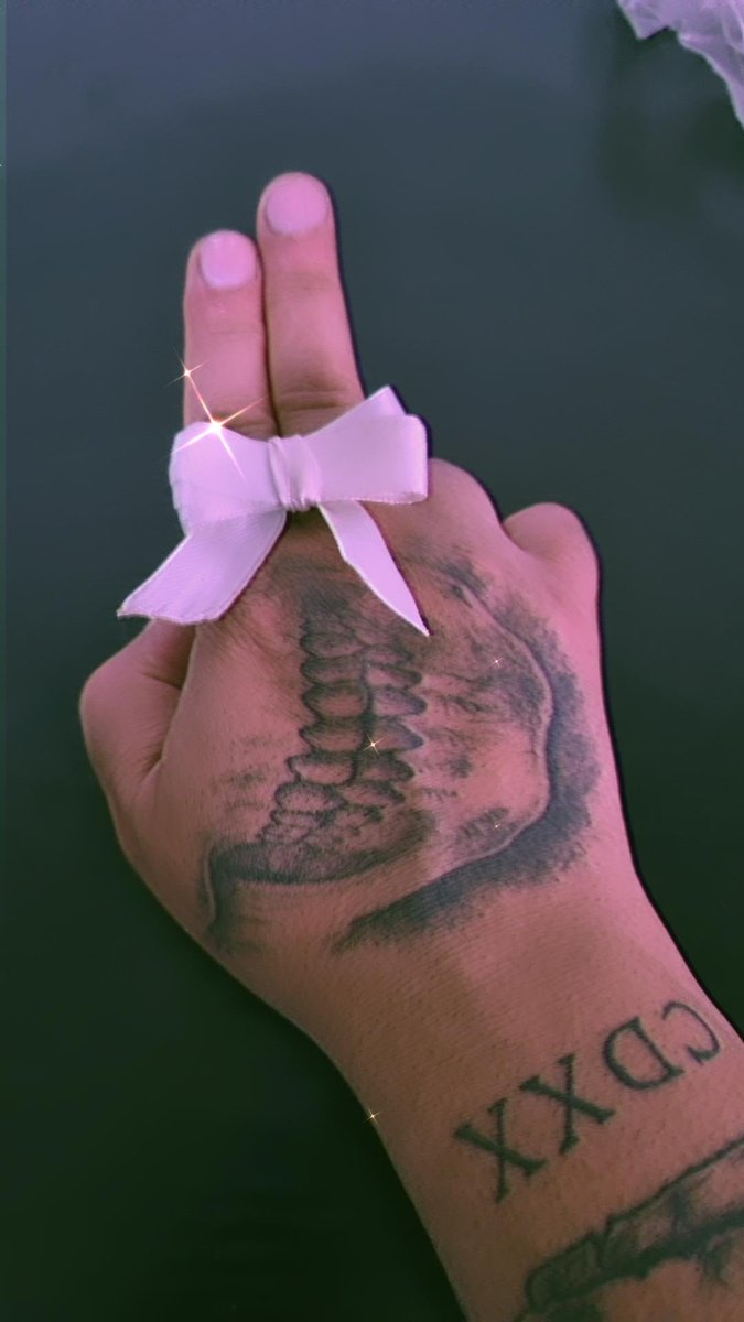 maskeddude6's tweet image. girl dinner (ill shove them down your throat and make you gag &amp;lt;3)