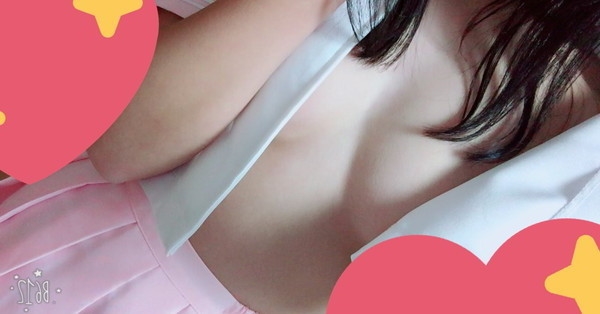 もう一度募集します 
日曜で予定入ってる人も多いと思うけど私とデートしてくれる人いませんか？？