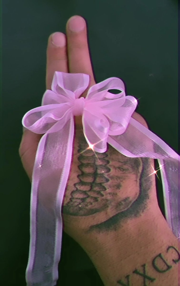 maskeddude6's tweet image. girl dinner (ill shove them down your throat and make you gag &amp;lt;3)