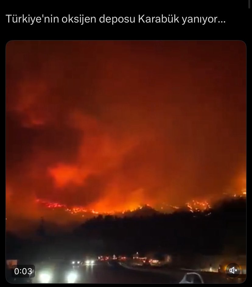 yakreb__61's tweet image. İster örgüt yapıyor olsun ister iklim kanunu kaynaklı küreselcilerin işi olsun farketmez ülkemiz cayır cayır yakılıyor bu doğal bir olay değil.
#BursaYanıyor
#KarabükYanıyor
#KahramanmaraşYanıyor