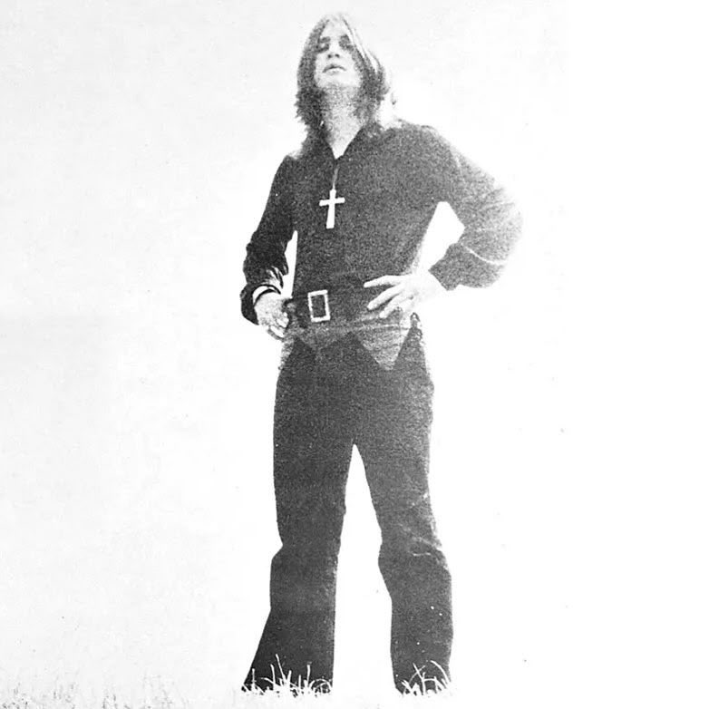 HarshfieldGreg's tweet image. I guess maybe this is how my parents felt when Elvis died.
#Ozzy
🖤