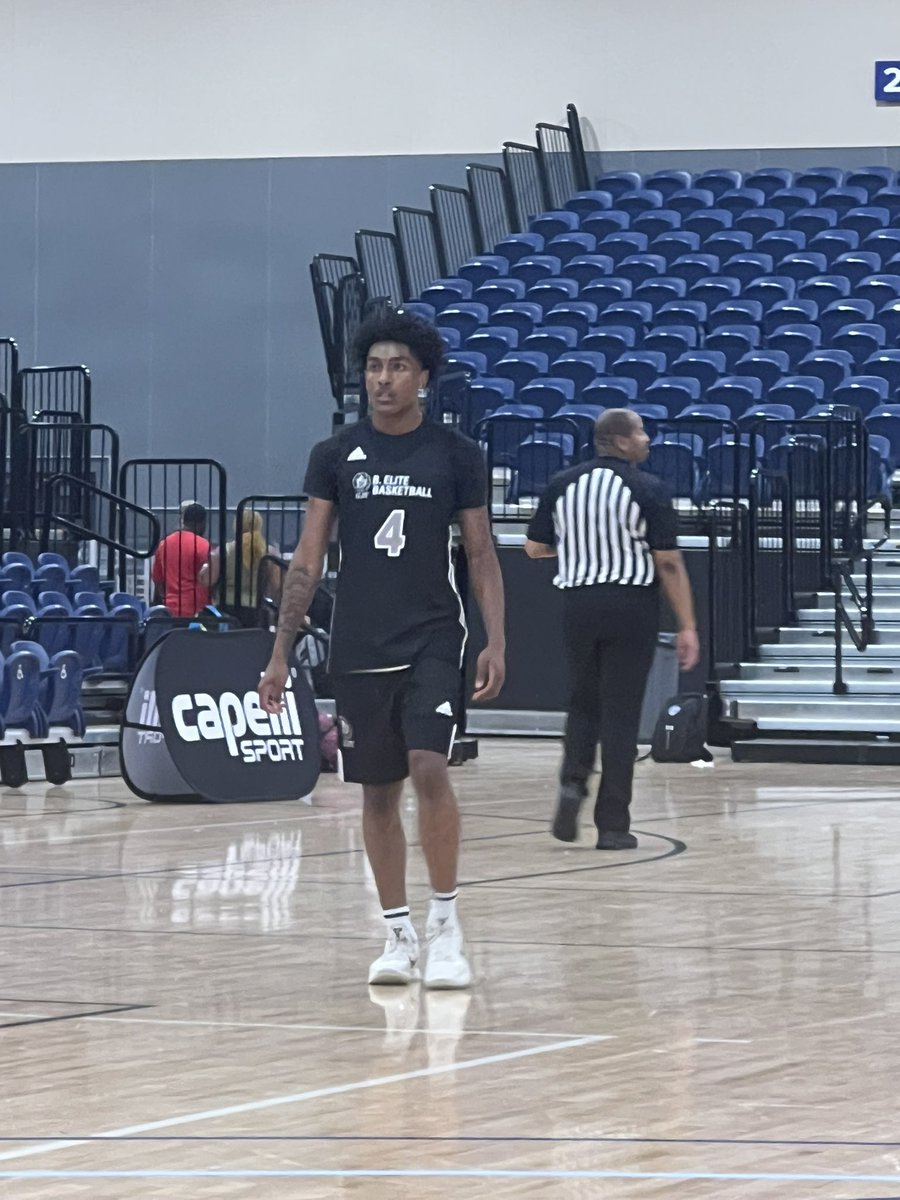 Chase James 6’2 2026 is a talented guard for B Elite Select. Shooter, makes plays for others, handles it well. Quick first step. #BigShots #SummerNationals <a href="/BigShotsGlobal/">BIG SH🏀TS</a>