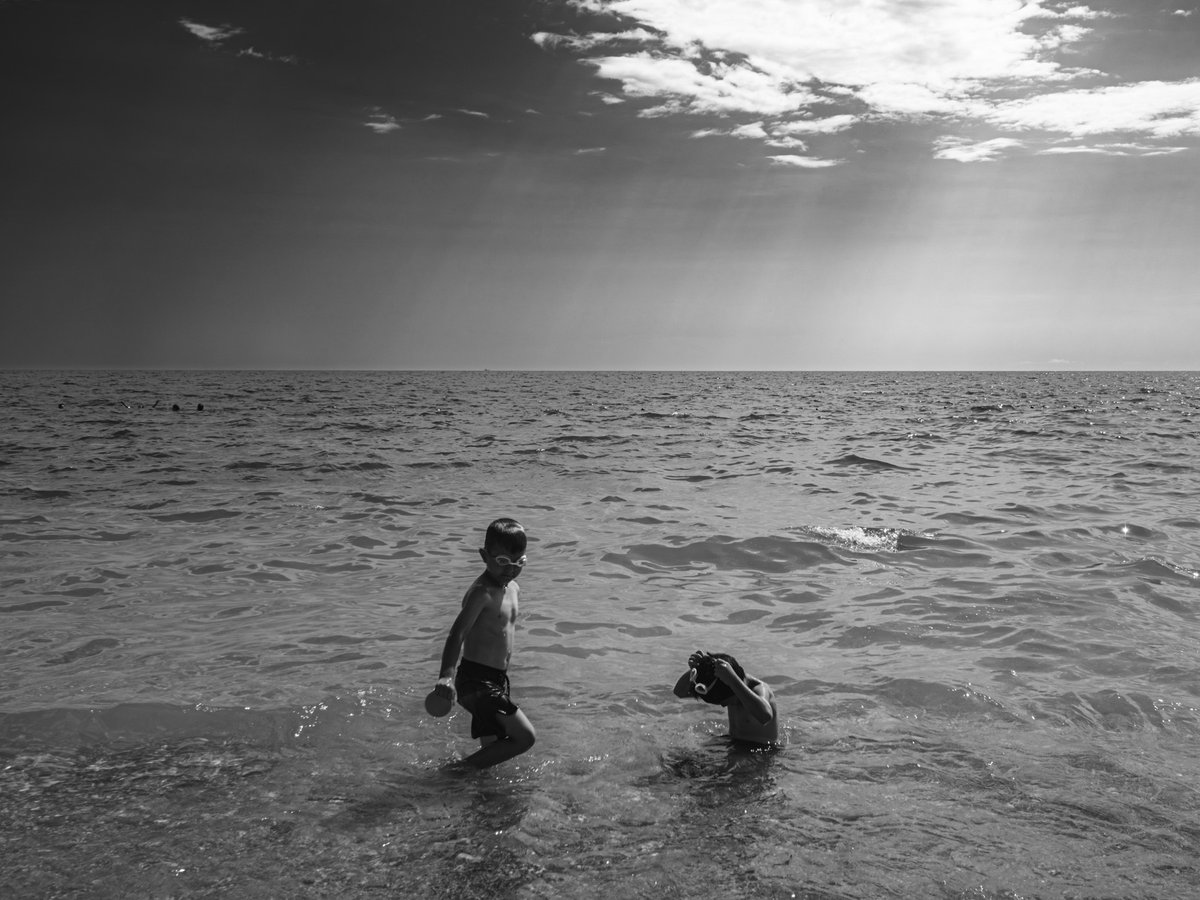 ErdemKuybulu's tweet image. Gn  fam ✨

My photography on the front page of @objktcom!

Black and White Photography Exhibition 2025 by @zero14_nft

Summer Joy
10 edts @ 5 XTZ 

🔗 ⬇️