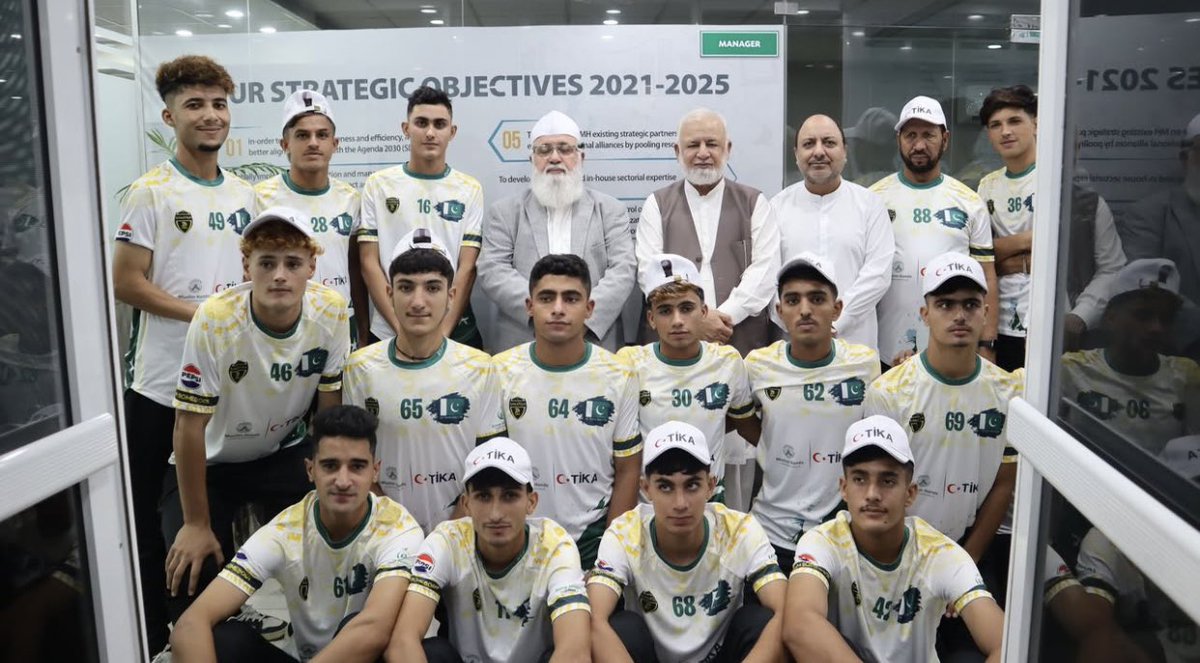 izeeshaan3's tweet image. Best of luck to @muslimhandspak & Better Future Pakistan as they represent 🇵🇰 at the Norway Cup 2025! Make us proud! 💚⚽