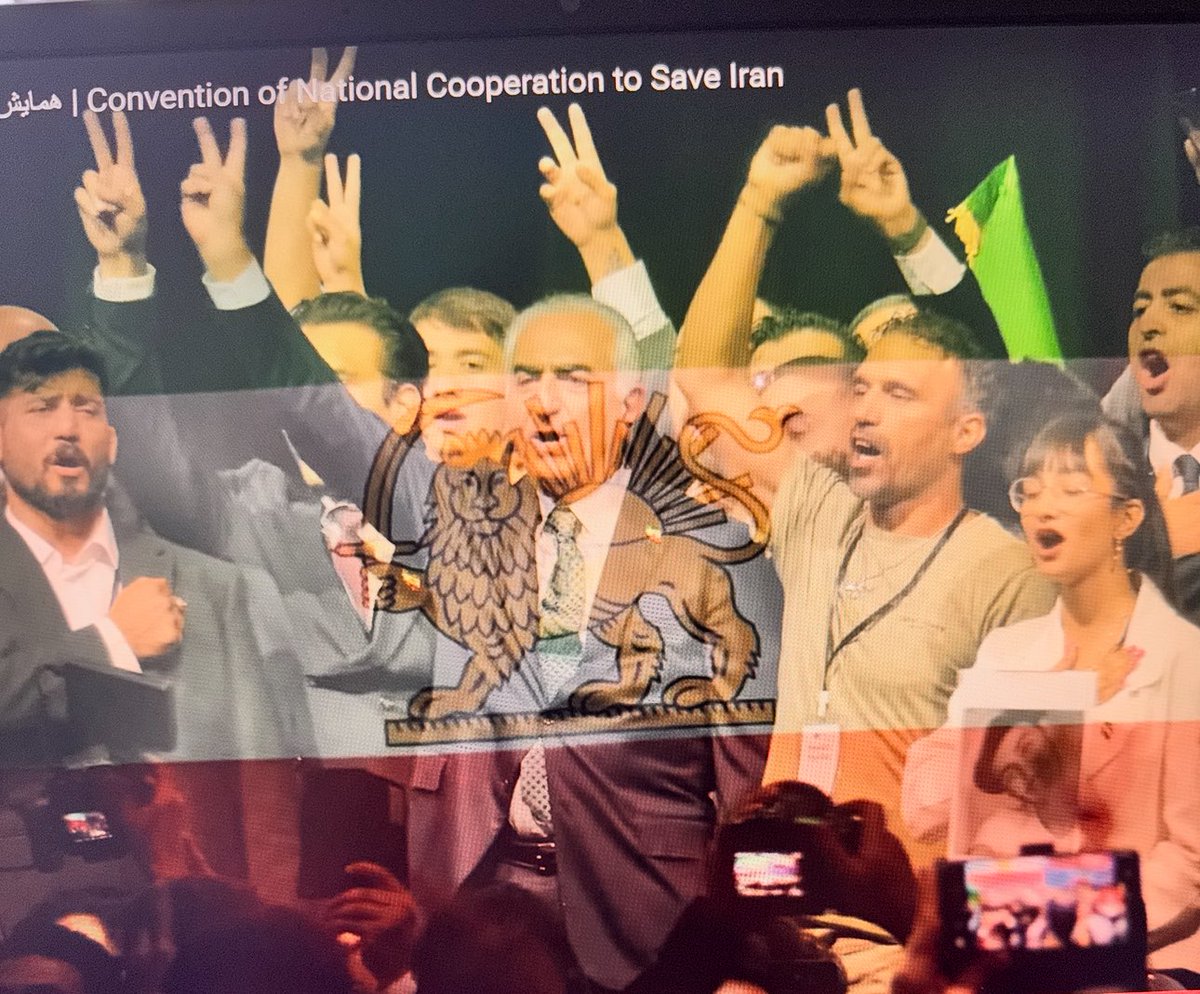 #شاهزاده_رضا_پهلوی :
جمهوری اسلامی به زباله دان تاریخ میرود!
#ما_ملت_کبیریم_ایرانو_پس_میگیریم