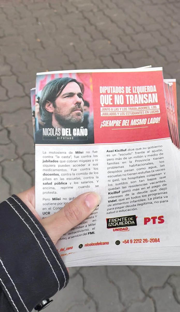 NathiGonzalezS's tweet image. Hoy en #sanjusto junto al #FITU arrancando la pelea por ser la 3ra fuerza en las próximas elecciones con la lista encabezada por @NicolasdelCano .
Estuvo @RominaDelPla y mi compañera @Hernand_nati con quién damos pelea para defender las bancas del Concejo en #LaMatanza.