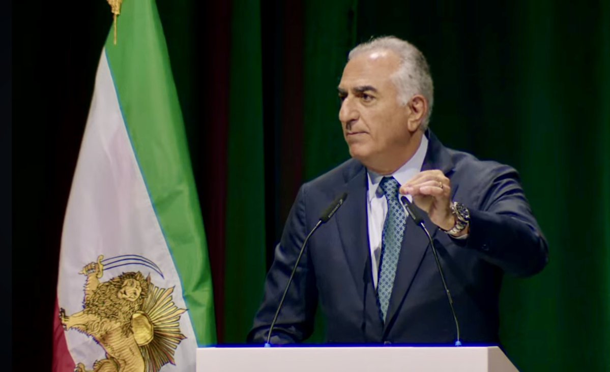 Tintin_in_Iran's tweet image. رضا شاه عزیز باز هم سپاسگزاریم ❤️
@PahlaviReza