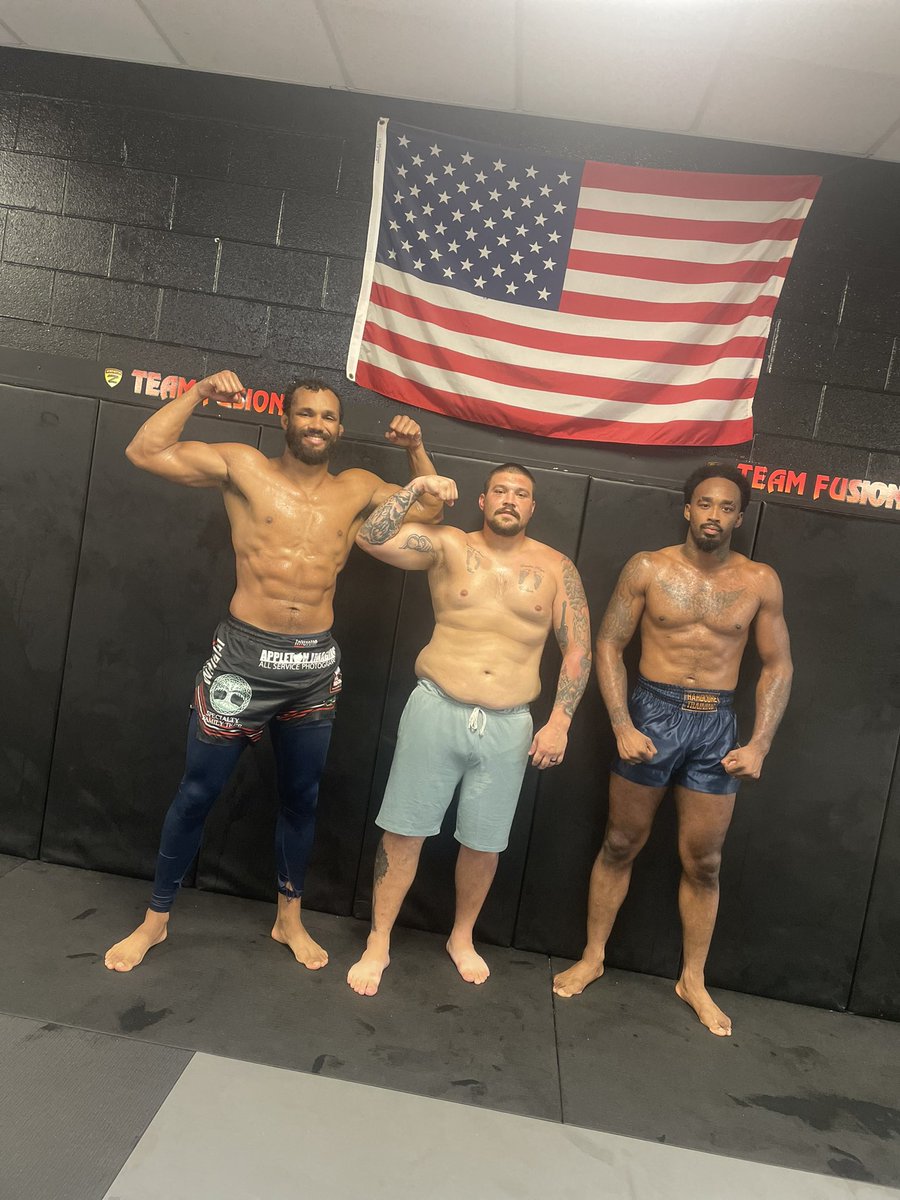 YourFavJuiceBox's tweet image. Almost to the finish line 💪🏾👊🏾 can’t wait to fight