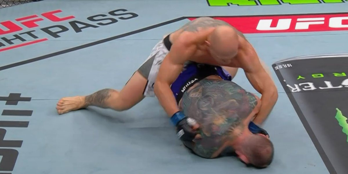InTheCagePL's tweet image. 💥 Co za nokaut! Bogdan Guskov znokautował Nikitę Krylova w pierwszej rundzie w Abu Dhabi! 🔥 #UFCAbuDhabi
Opis walki + WIDEO: inthecage.pl/ufc-abu-dhabi-…