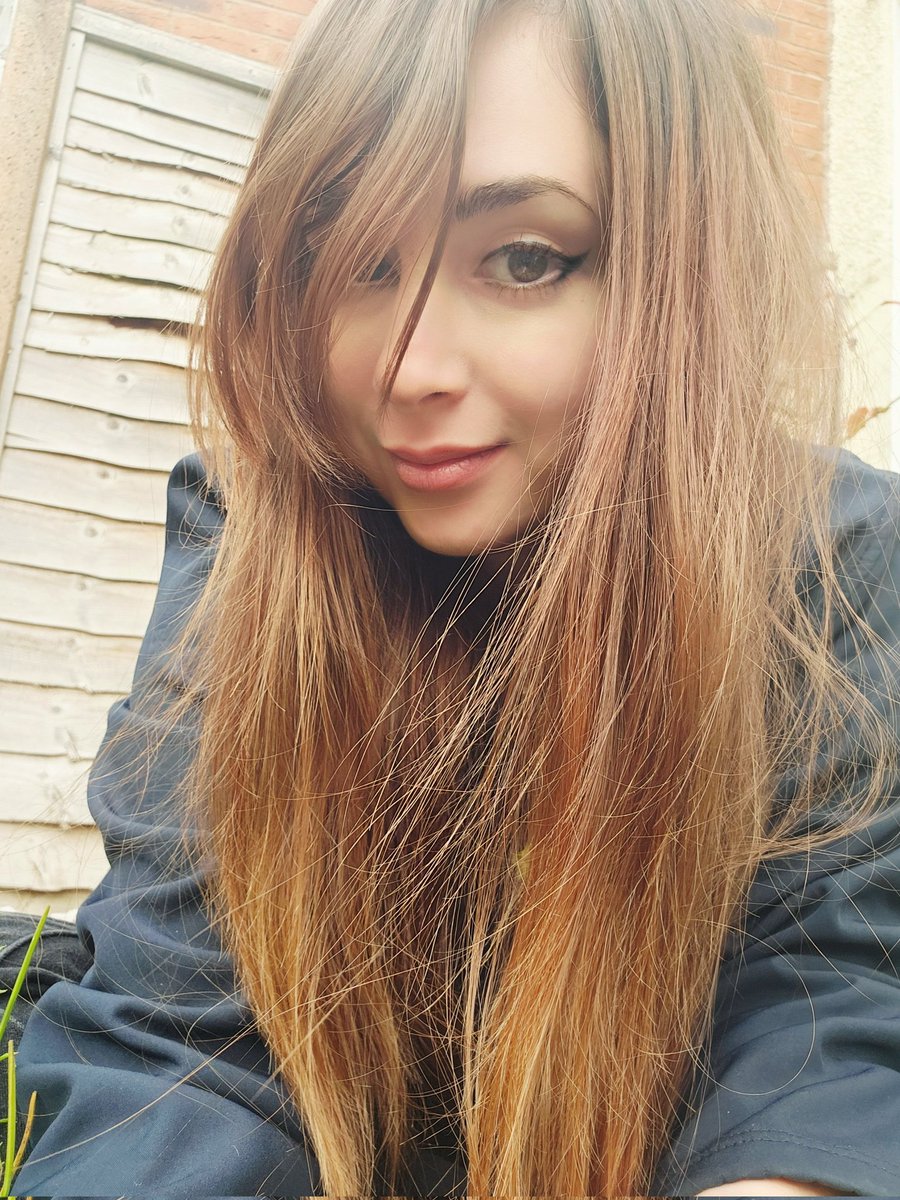 Aztec_Kangaroo's tweet image. Reckon I could use a haircut O.O