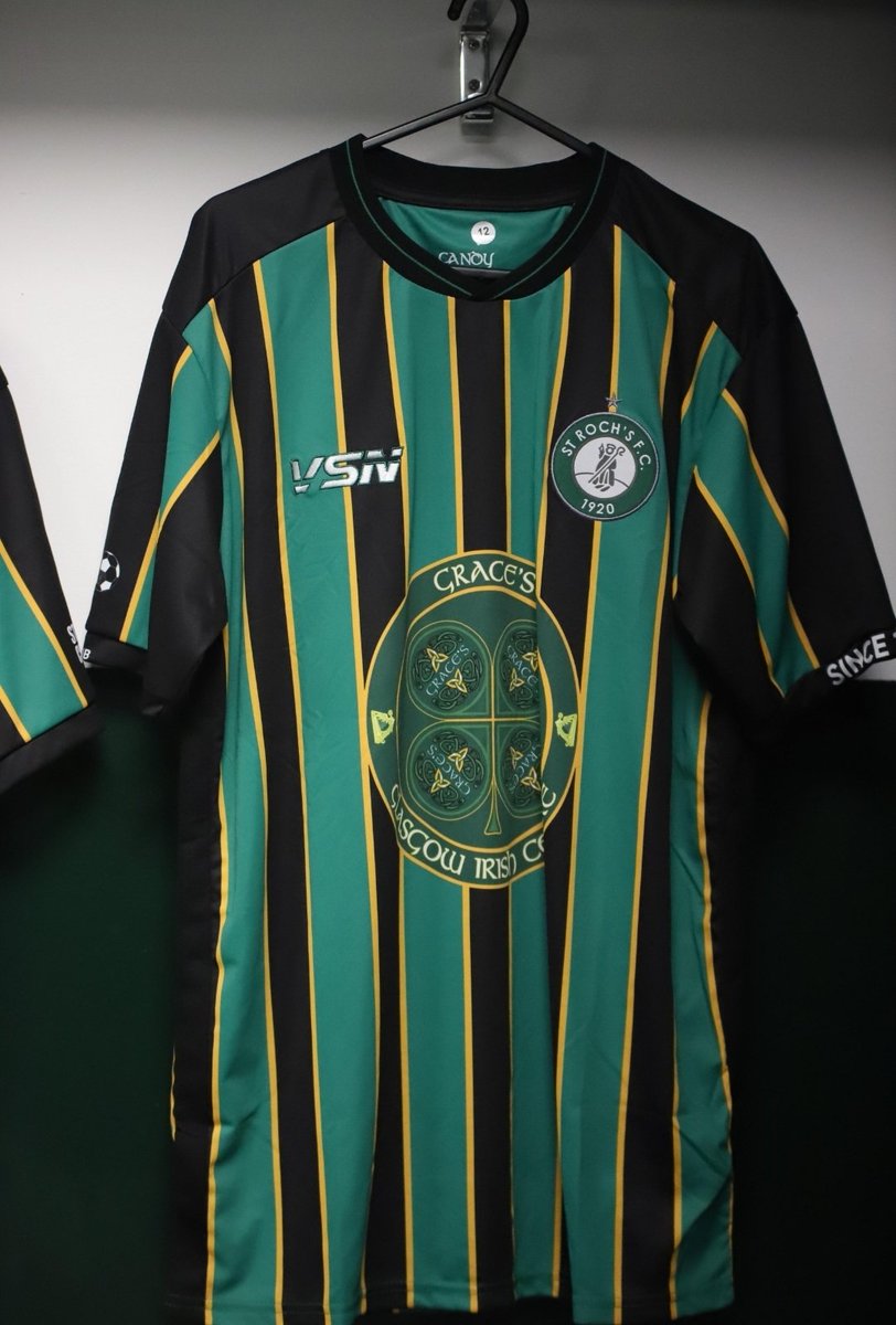 StRochsJuniors's tweet image. We had our new away kit, bearing the Graces Glasgow Irish Centre logo, on show at today's 2-1 victory over Vale of Clyde.
This will be available for fans to purchase in a few weeks.
The new home kit will be on show soon....we can confirm it's also a belter🍀🍭💚