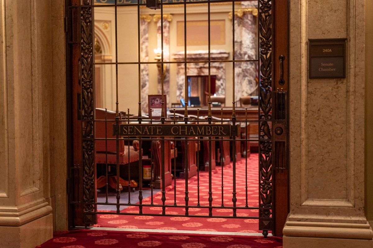 Man ‘found disrobed’ in Minnesota Senate chamber late Friday night

The man then returned Saturday morning, according to an email from Minnesota House Chief Sergeant at Arms Lori Hodapp, who referenced "an active probation violation warrant from Wisconsin."
