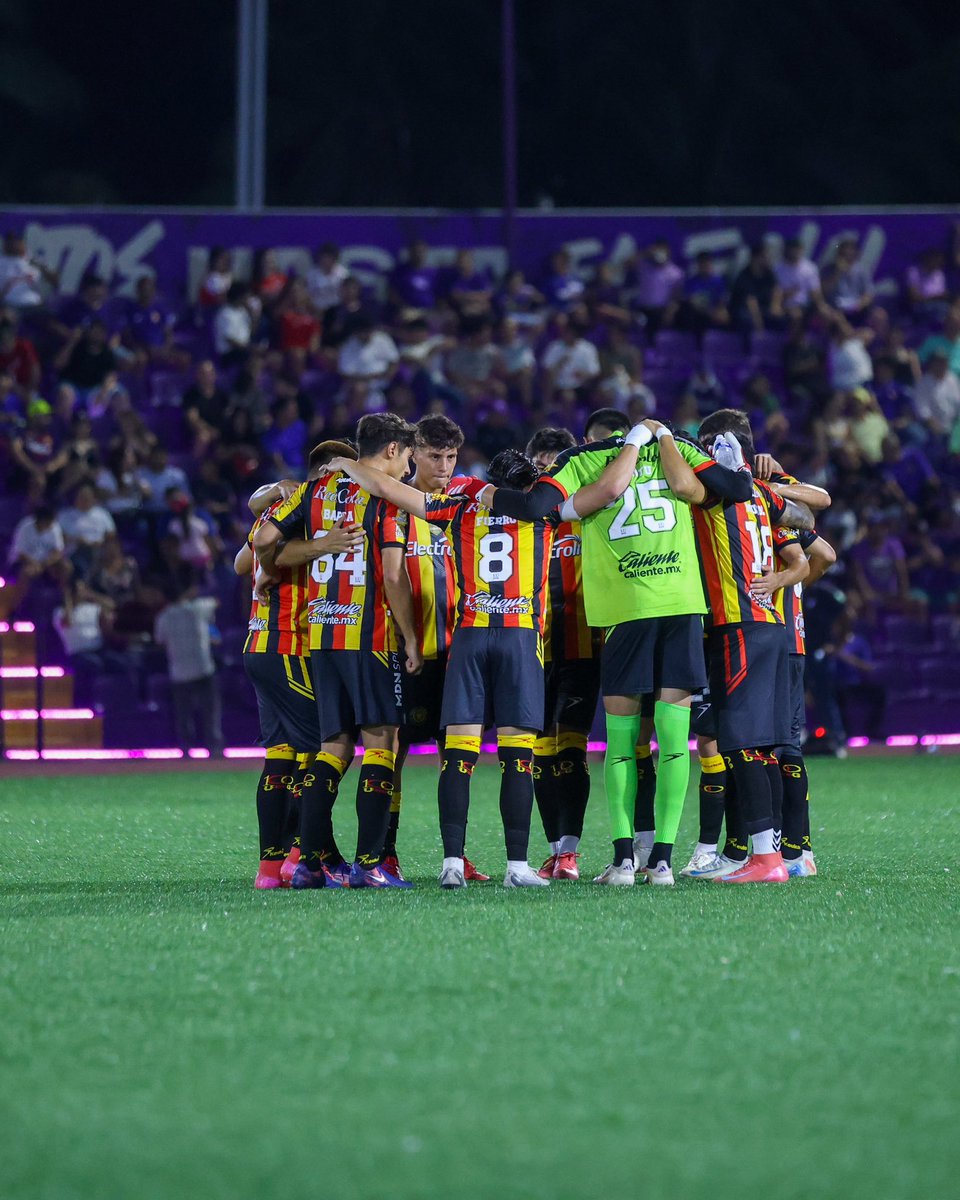 LeonesNegrosCF's tweet image. Terminó la #PretemporadaMelenuda 🦁🔜 lo que sigue es el APERTURA 2025.
¡VENGA, MANADA DE 🗣️CAMPEEEOOOOOONES…! 👏