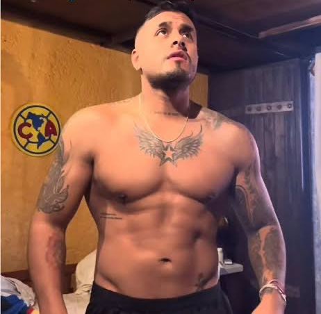 BIYIK__'s tweet image. Ley de vida, recuérdenlo siempre:
LOS MÁS VERGUEROS Y HOCICONES, SON LOS MÁS PUÑETAS 🤷🏽♂️