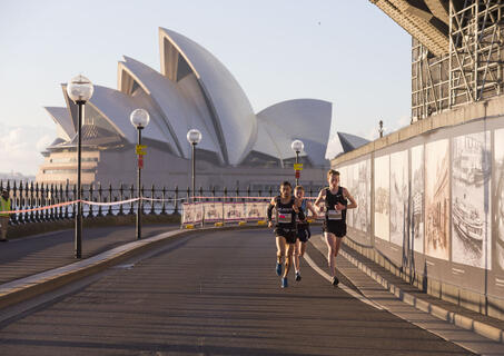 TrainsInfo's tweet image. Heading out this morning for Harbour 10?

Public transport is the best way to get to the start area on George St. There will also be road closures for this event, so consider using public transport.

Catch trains to Wynyard or Martin Place and continue on foot to the start line.…