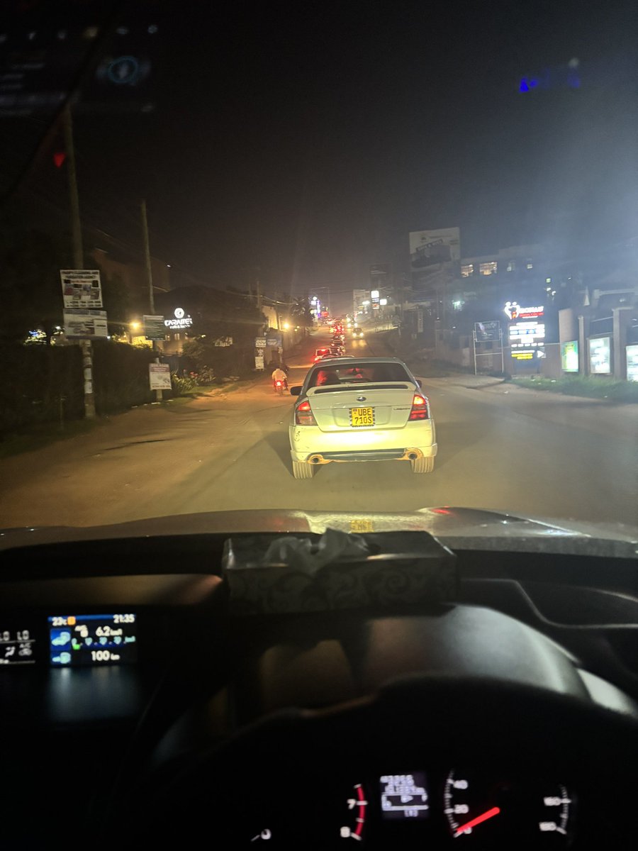 10:30pm and Naalya has jam 🤦‍♀️