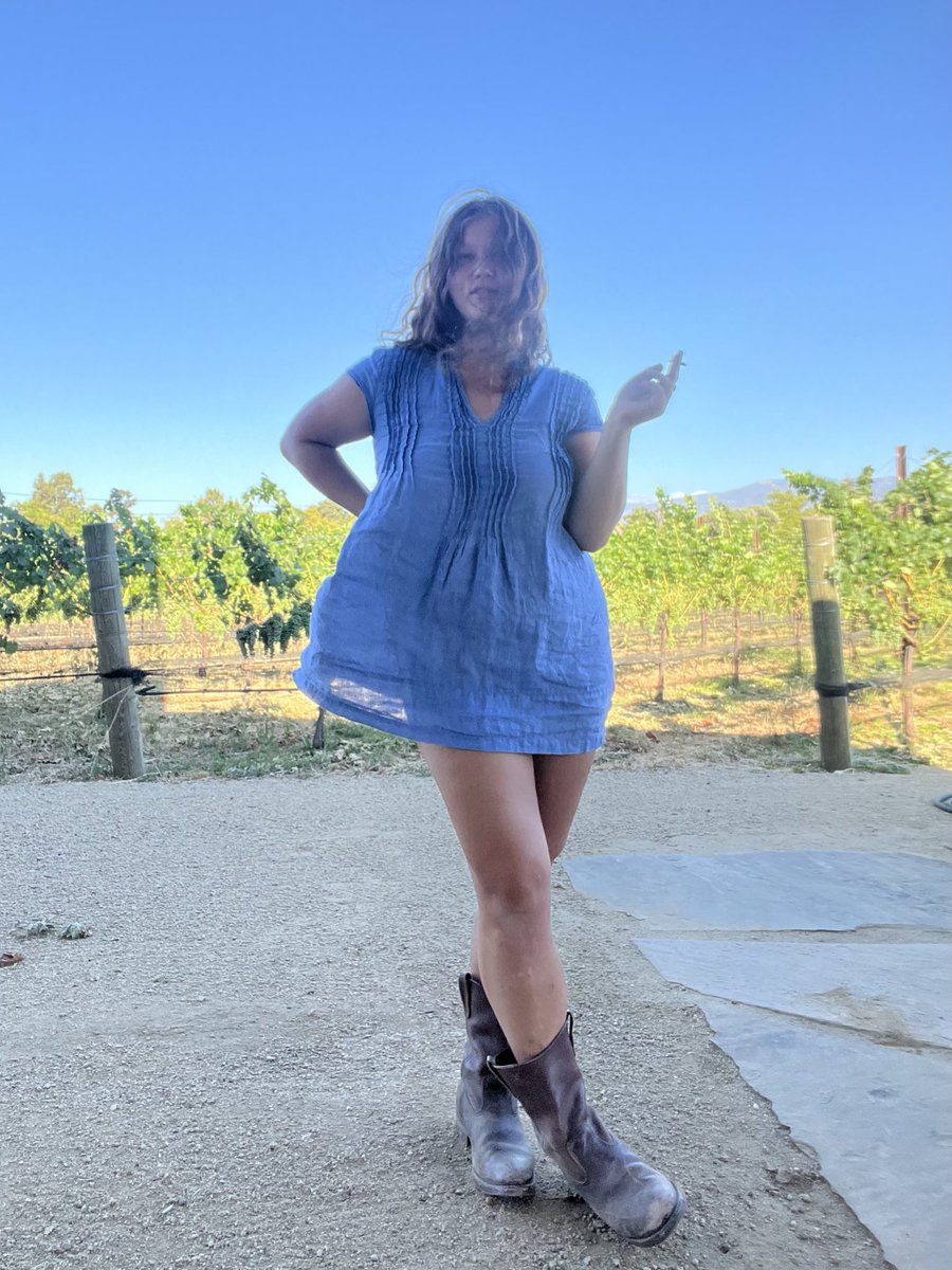 plaything______'s tweet image. i haven’t taken this dress off in three days and i will wear it for another two
