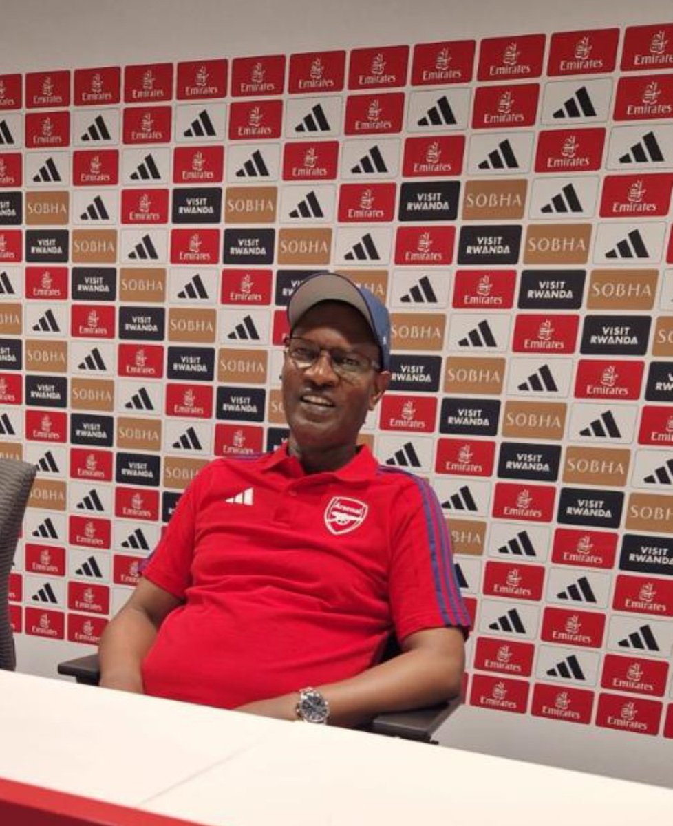 ShackTimes's tweet image. Gabos has arrived at The Emirates to officially receive Gyokeres! 🔥