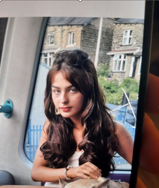 Concern for missing Layla Catton 17 years old from Wakefield. She is approx. 5ft6, slim build, brown long hair. Last seen wearing red flared leggings, a red top, slippers and a handbag. 
Any information please call 101 and quote log 494 26/07/2025.