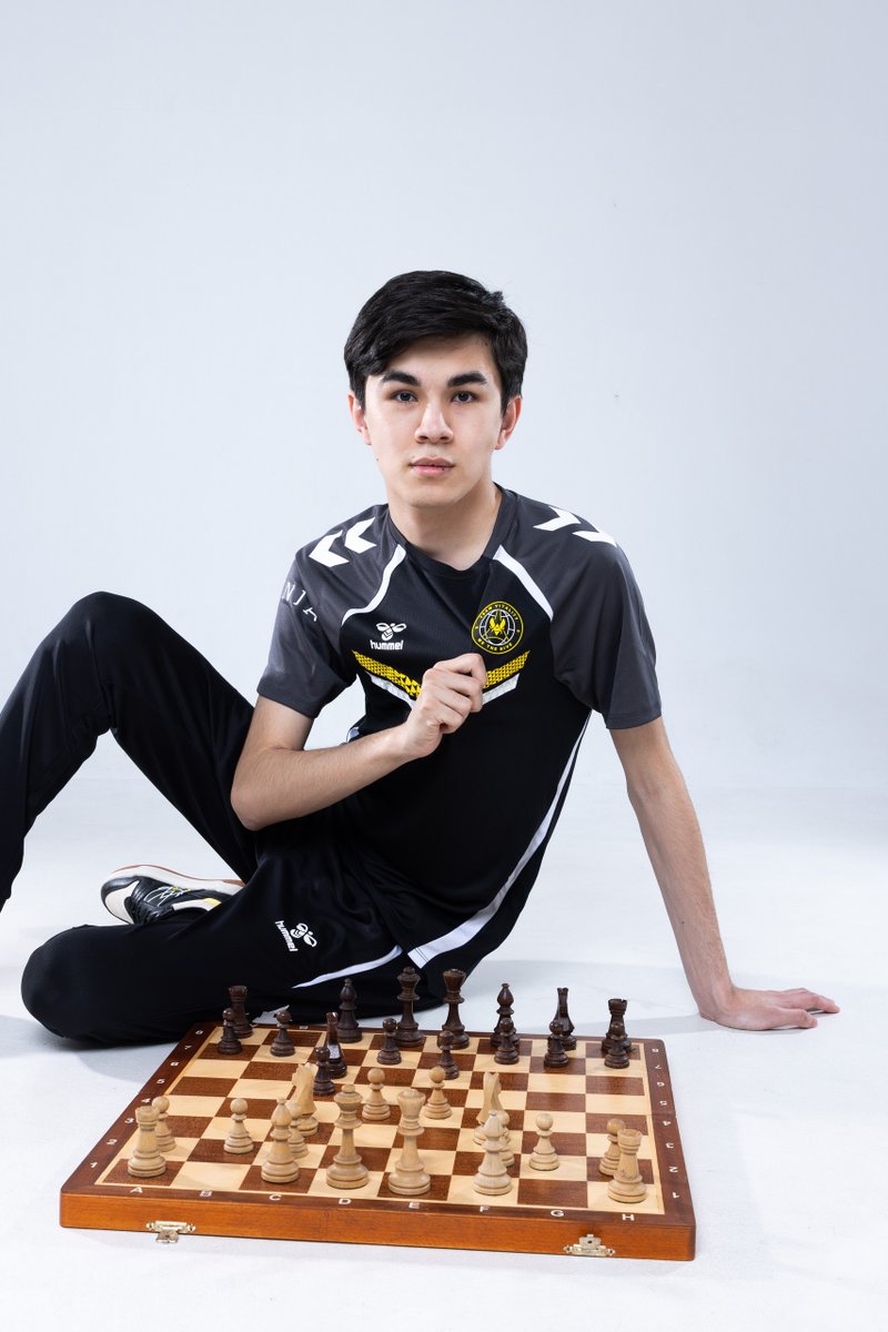 TeamVitality's tweet image. Ticket to the EWC Main Event secured for @GMJSindarov ! 馃挭
EVERY WIN COUNTS
