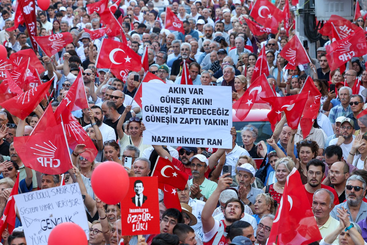 yurttastv1's tweet image. CHP&apos;nin Cumhurbaşkanlığı Aday Ofisi’nin açılışından renkli kareler